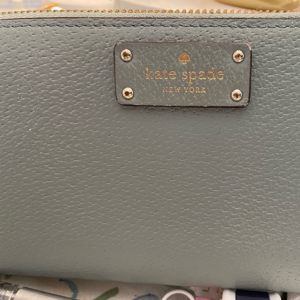 Kate Spade Light Gray Women's Wallet